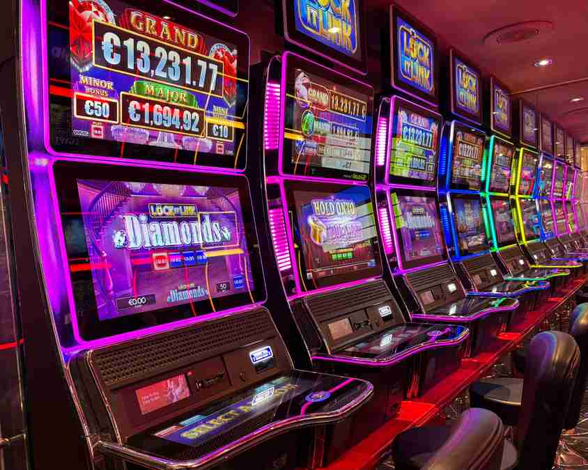frumzi casino